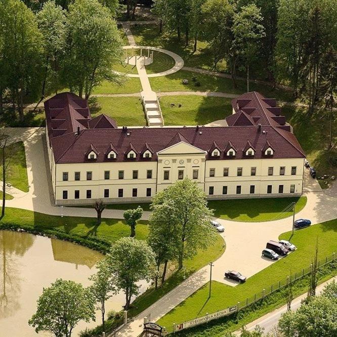 Zamek Kamenny Dvur Hotel Kynsperk nad Ohri Exterior photo